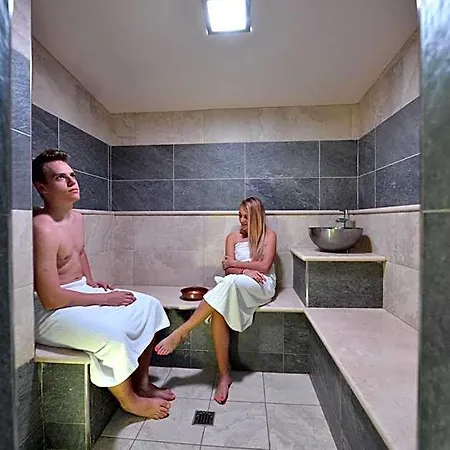Oda ve Kahvaltı Miravalle 3*